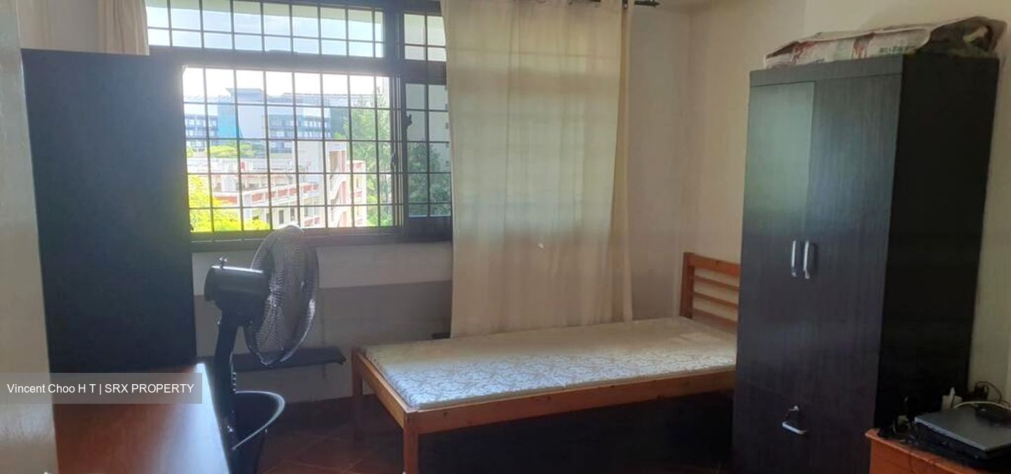 Blk 732 Tampines Courtview (Tampines), HDB 5 Rooms #513594491